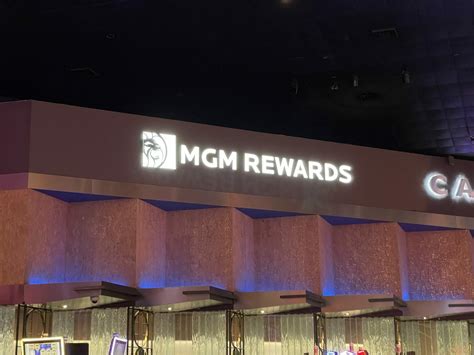 MGM Rewards: Holiday Gift Shoppe .